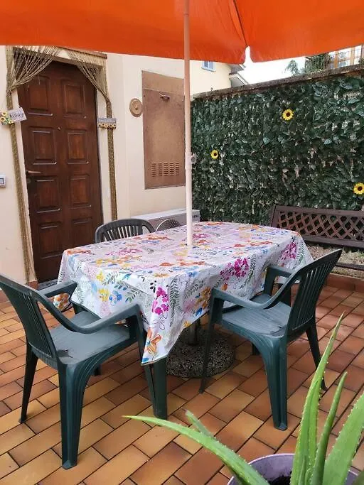 Home Sweet Home Bareggio 0*,  Italy